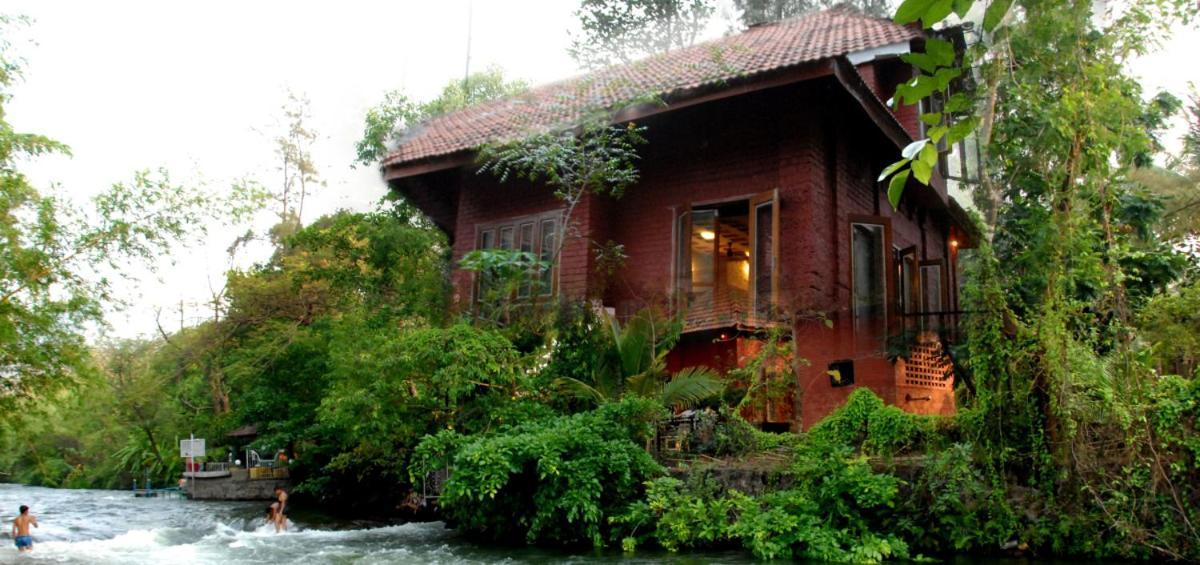 The Rippling Edge - River Front Property كارجات المظهر الخارجي الصورة